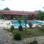Bykara Motel